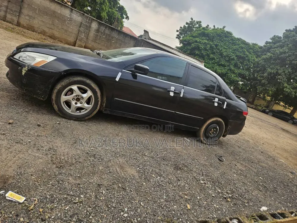 Honda Accord 2004 Matt Black