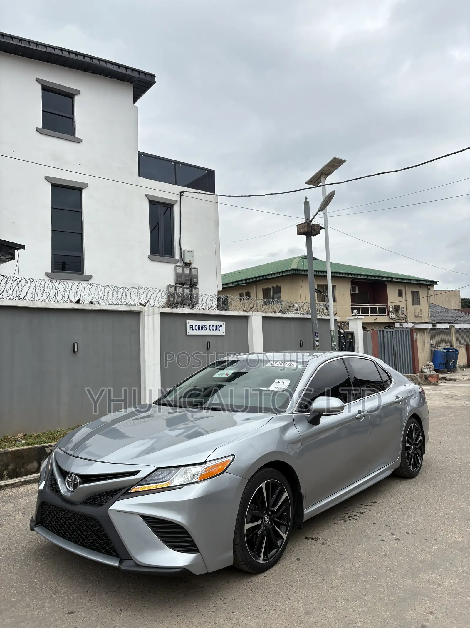 Toyota Camry XSE (2.5L 4cyl 8A) 2019 Silver