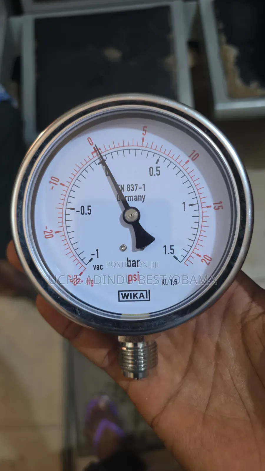 Pressure Gauge Compound -1+1,5bar 4inches Face