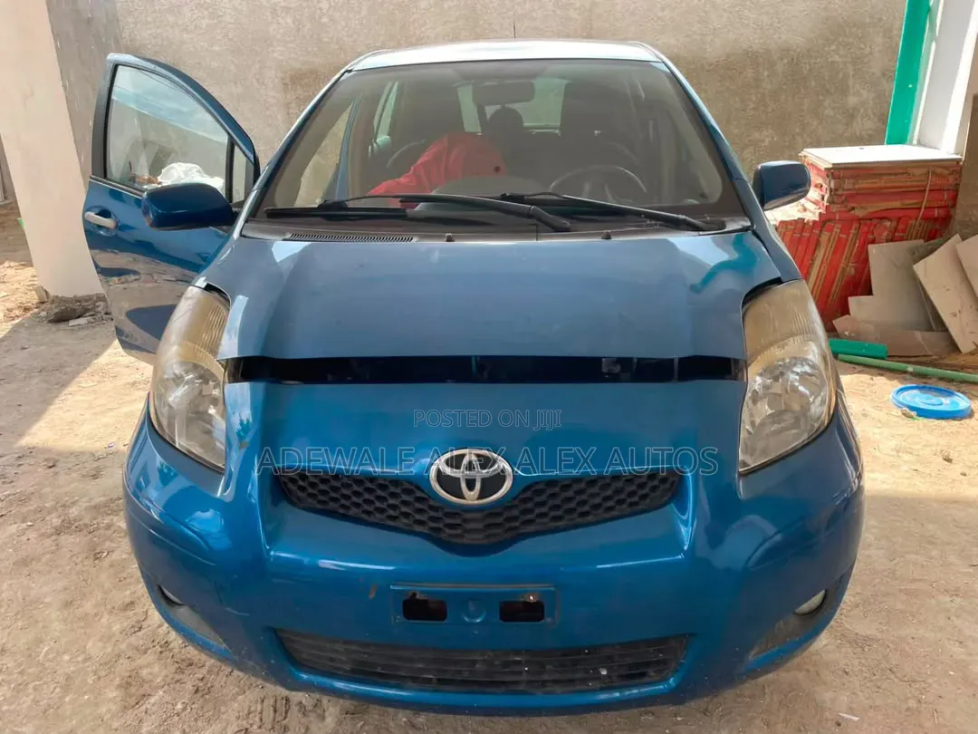 Toyota Yaris 2009 Blue