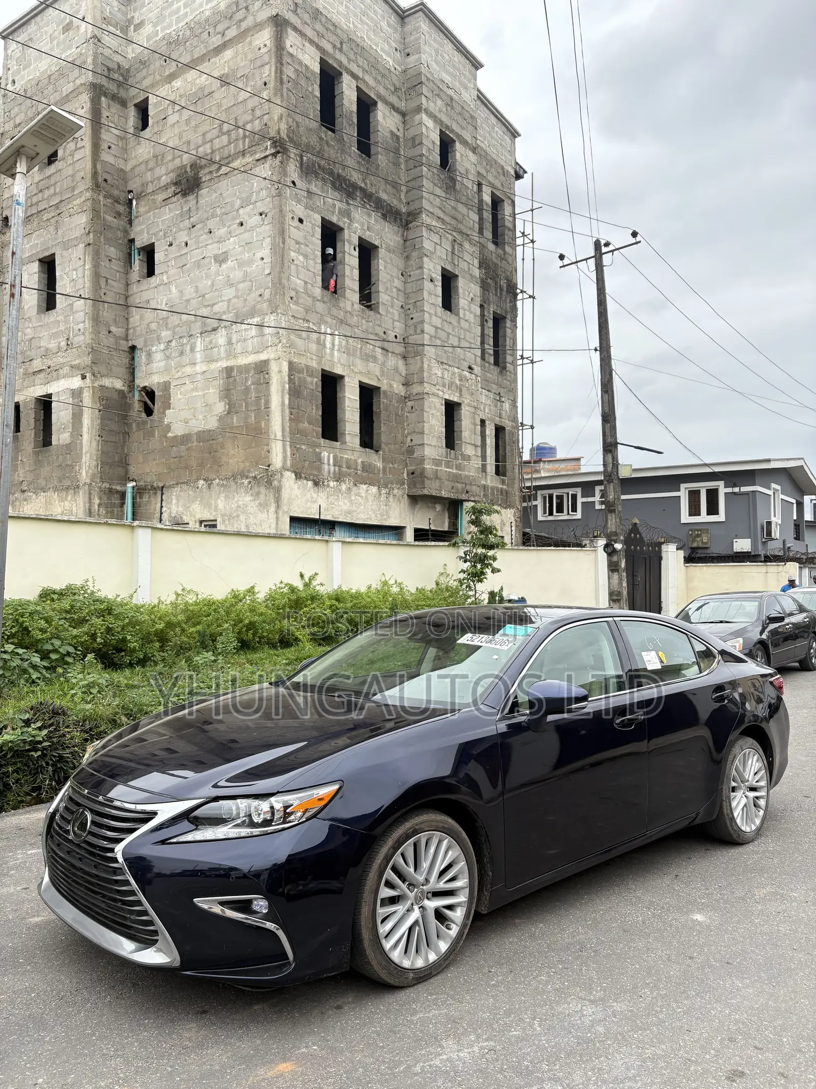 Lexus ES 350 FWD 2016 Blue