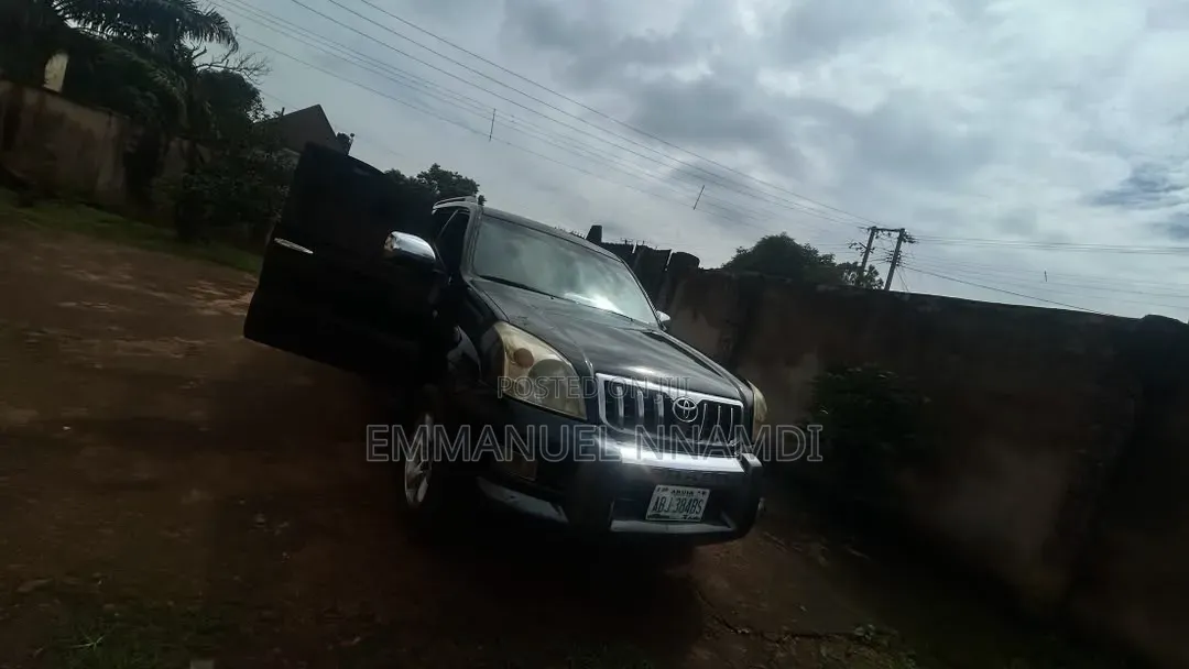 Toyota Land Cruiser Prado 2010 Black