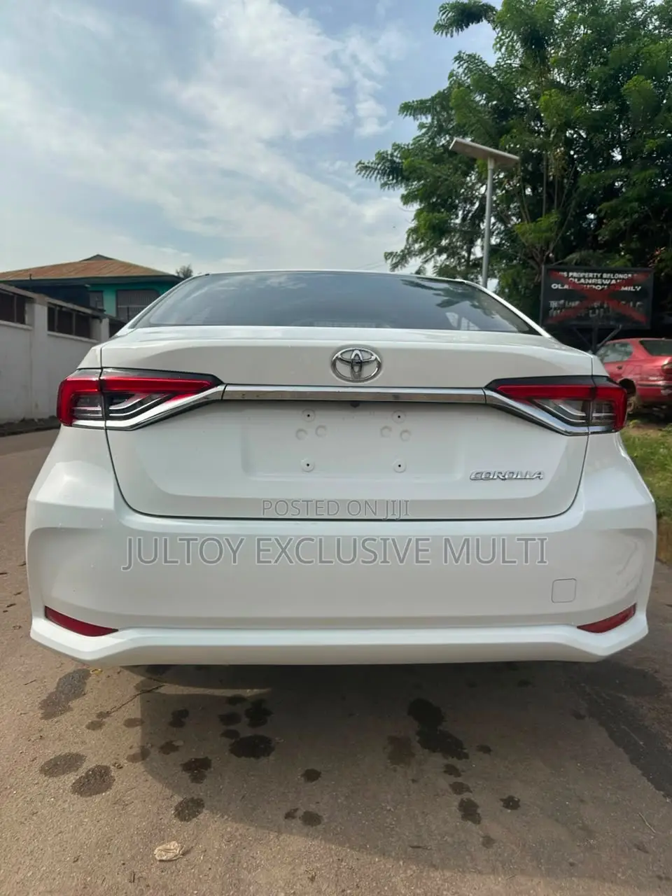 Toyota Corolla 2025 White