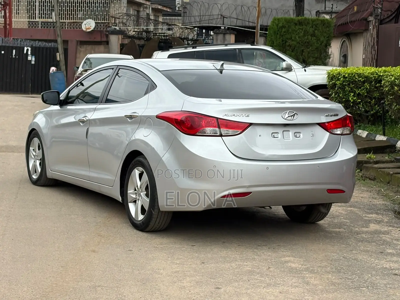 Hyundai Avante 2012 Silver