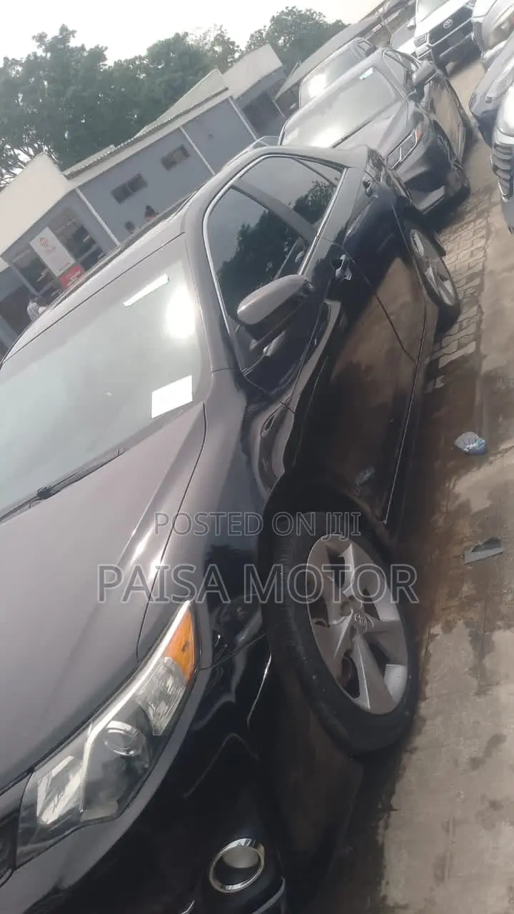 Toyota Camry SE 4dr Sedan (2.5L 4cyl 6A) 2014 Black