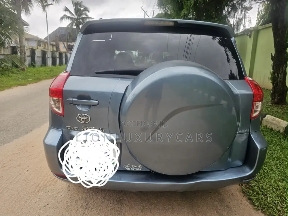 Toyota RAV4 2008 Blue