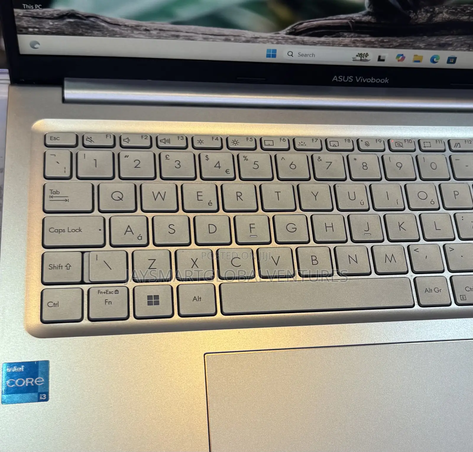 Laptop Asus Vivobook 16 8GB Intel Core i3 SSD 256GB
