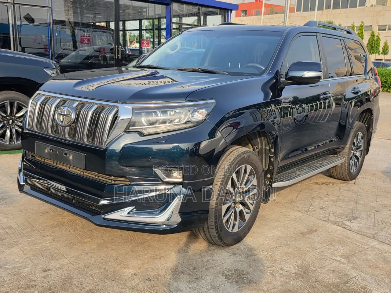 Toyota Land Cruiser Prado 2023 Black