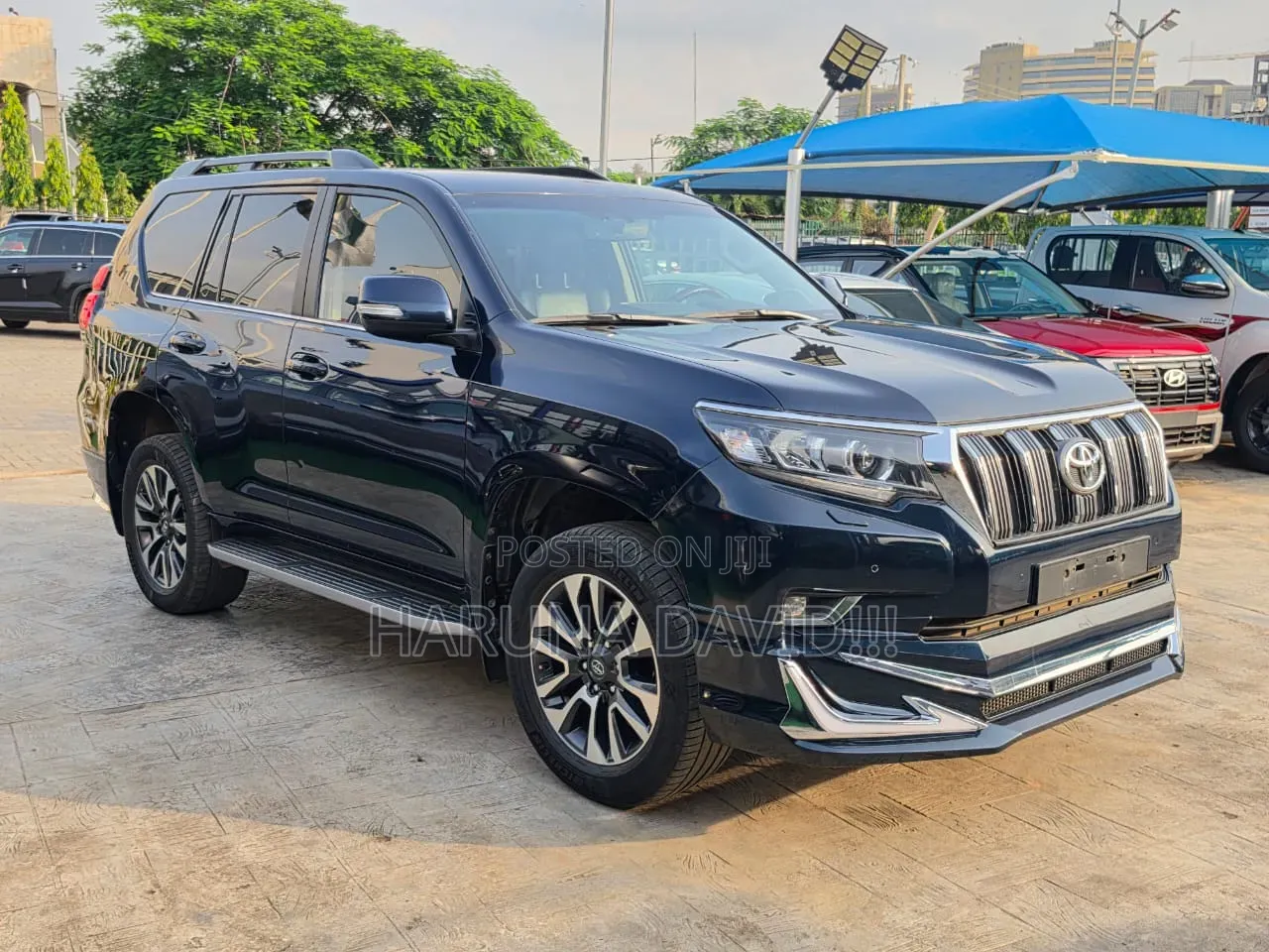 Toyota Land Cruiser Prado 2023 Black