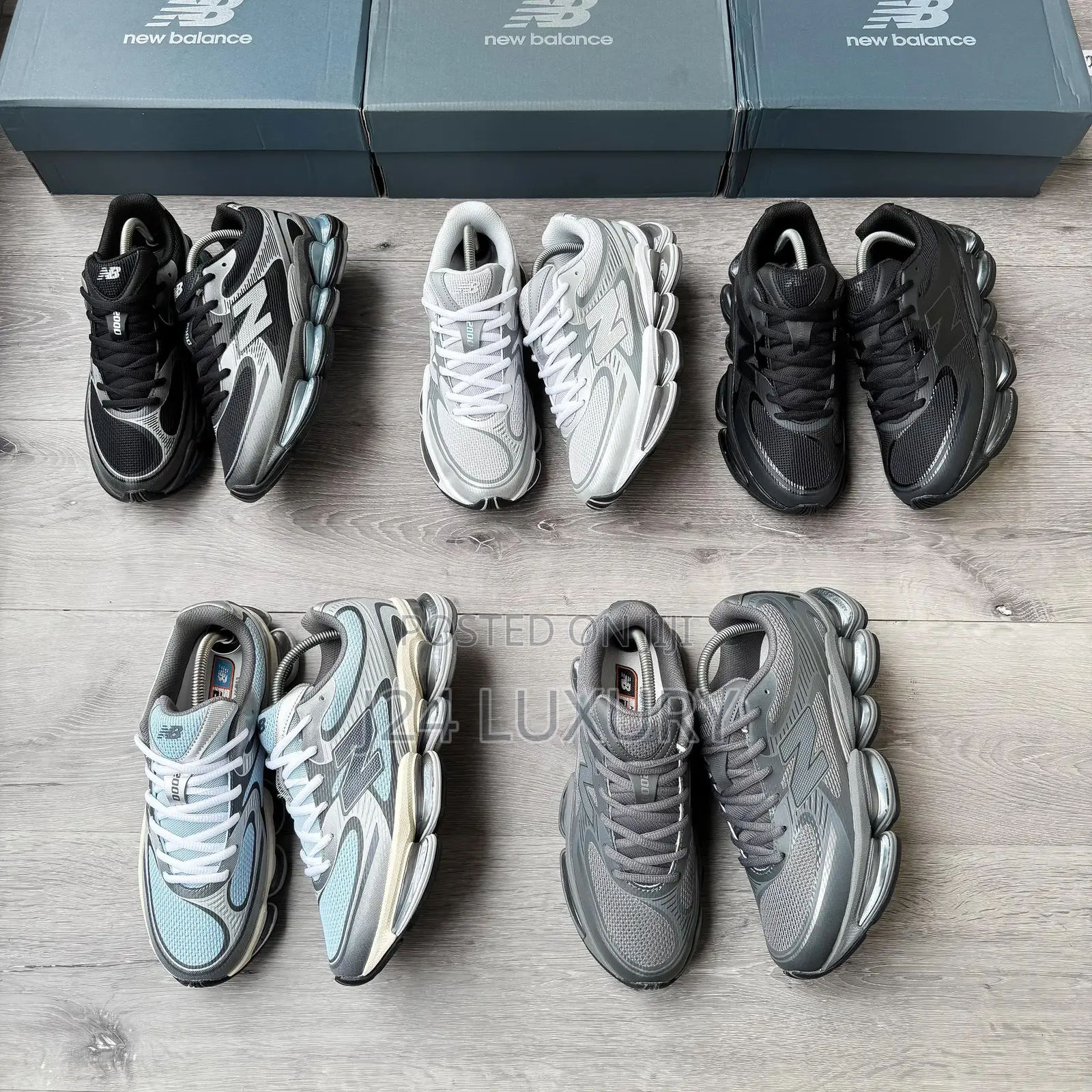 New Balance Abzorb 2000