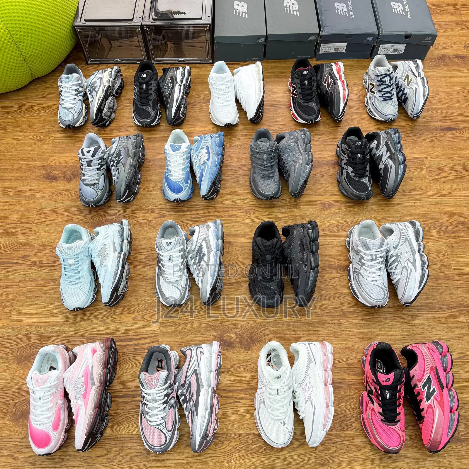 New Balance Abzorb 2000