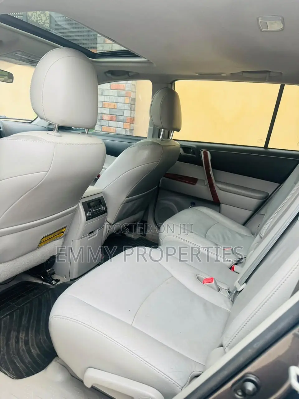 Toyota Highlander Sport 2010 Gray