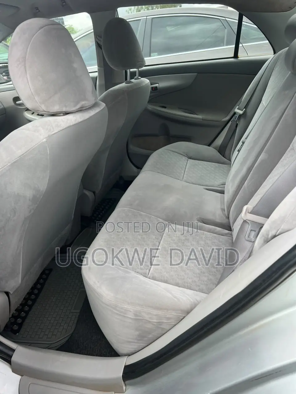Toyota Corolla 2012 Silver