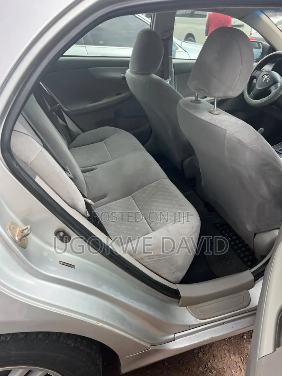 Toyota Corolla 2012 Silver