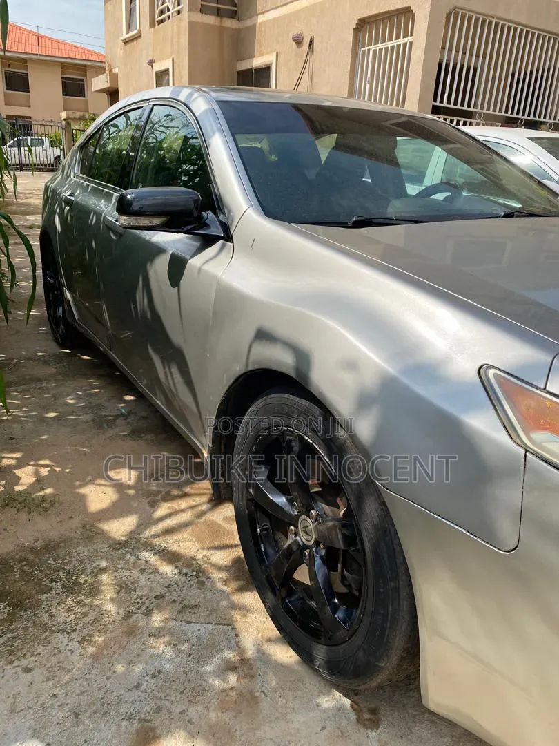 Acura TL 2010