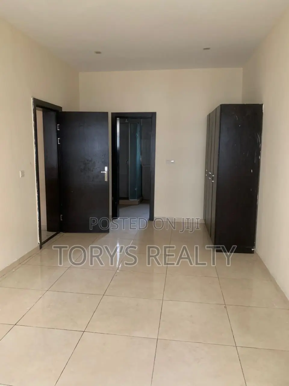4bdrm Townhouse / Terrace in Ikate for rent