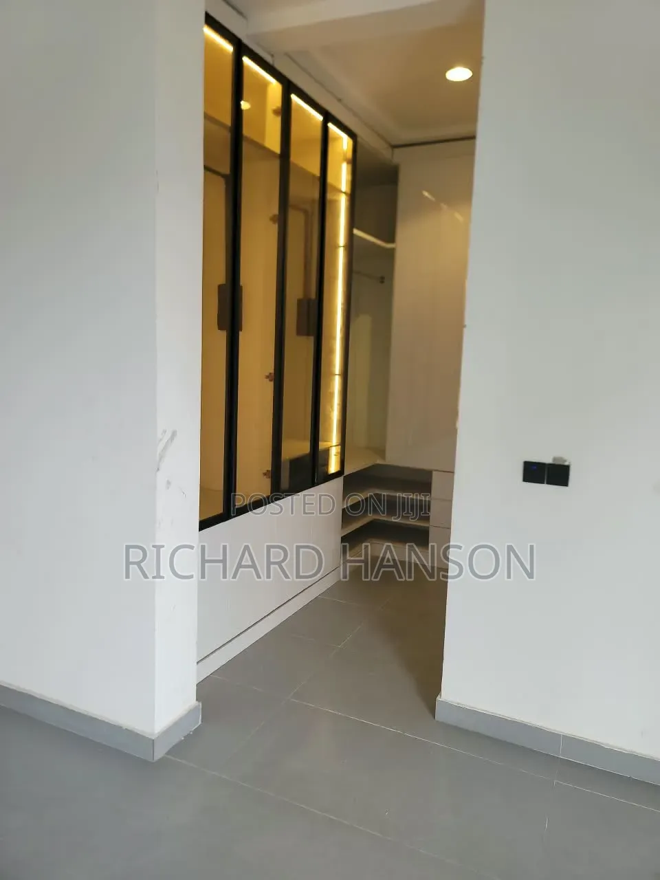 2bdrm Apartment in Lekki (Elf) for sale