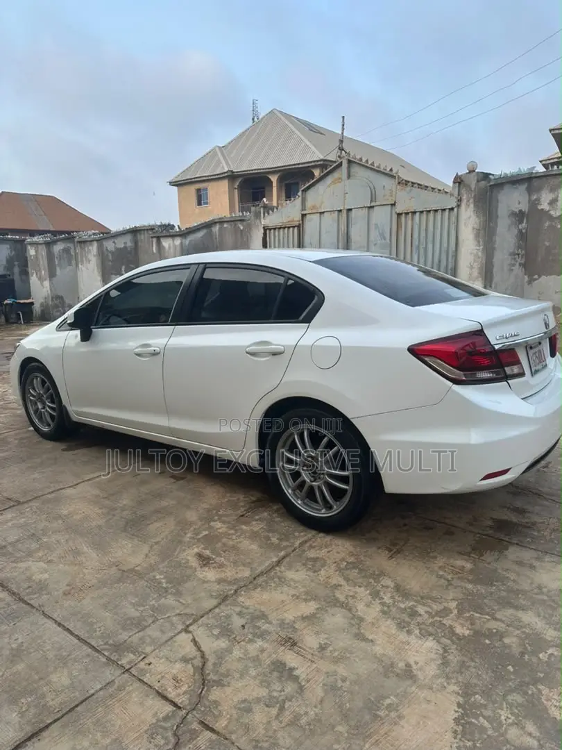 Honda Civic Sedan LX 2013 White