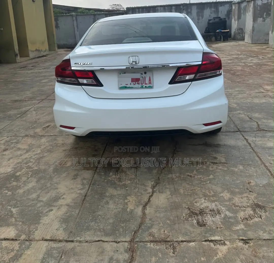 Honda Civic Sedan LX 2013 White