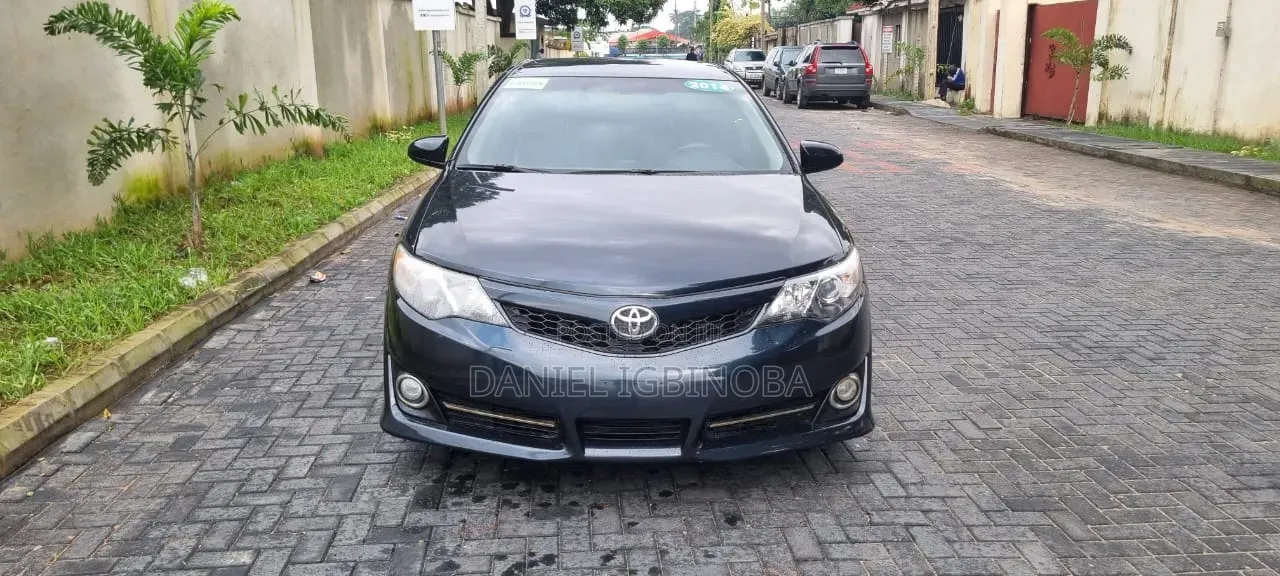 Toyota Camry 2014 Black