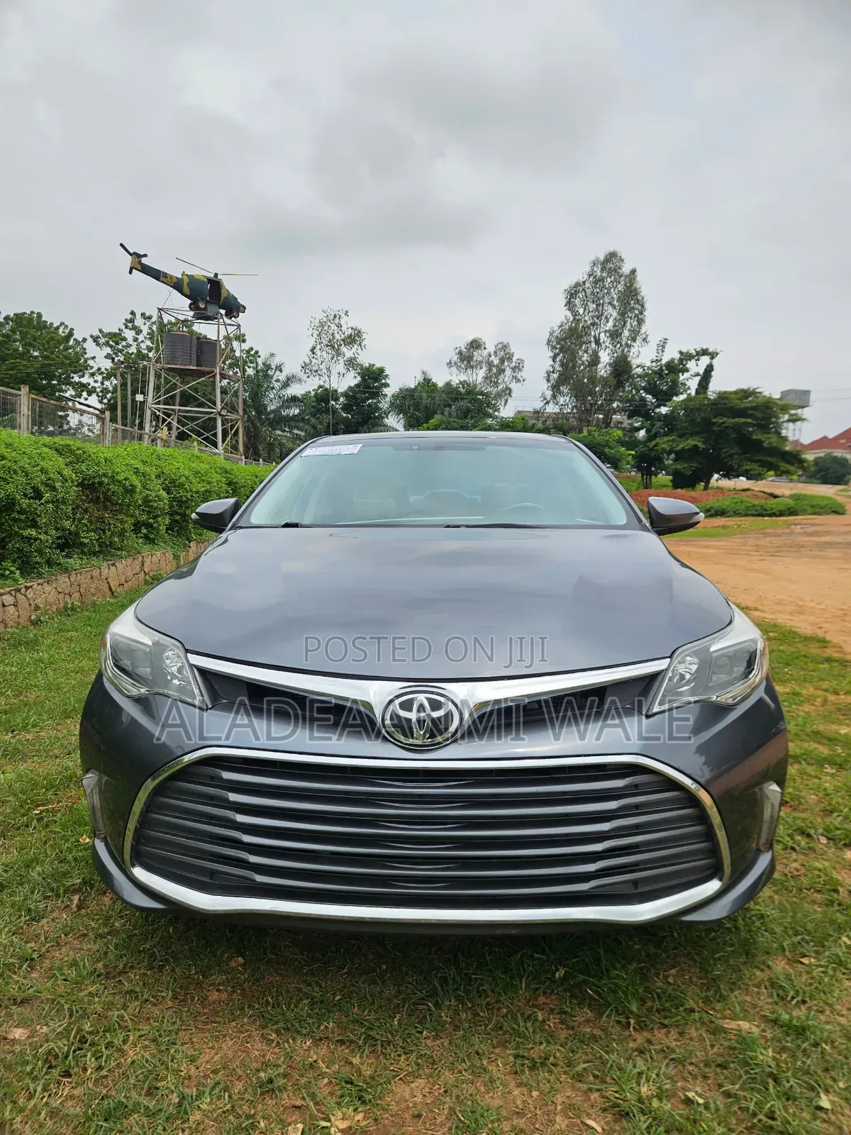 Toyota Avalon XLE FWDSedan (3.6L 6cyl 6A) 2016 Gray