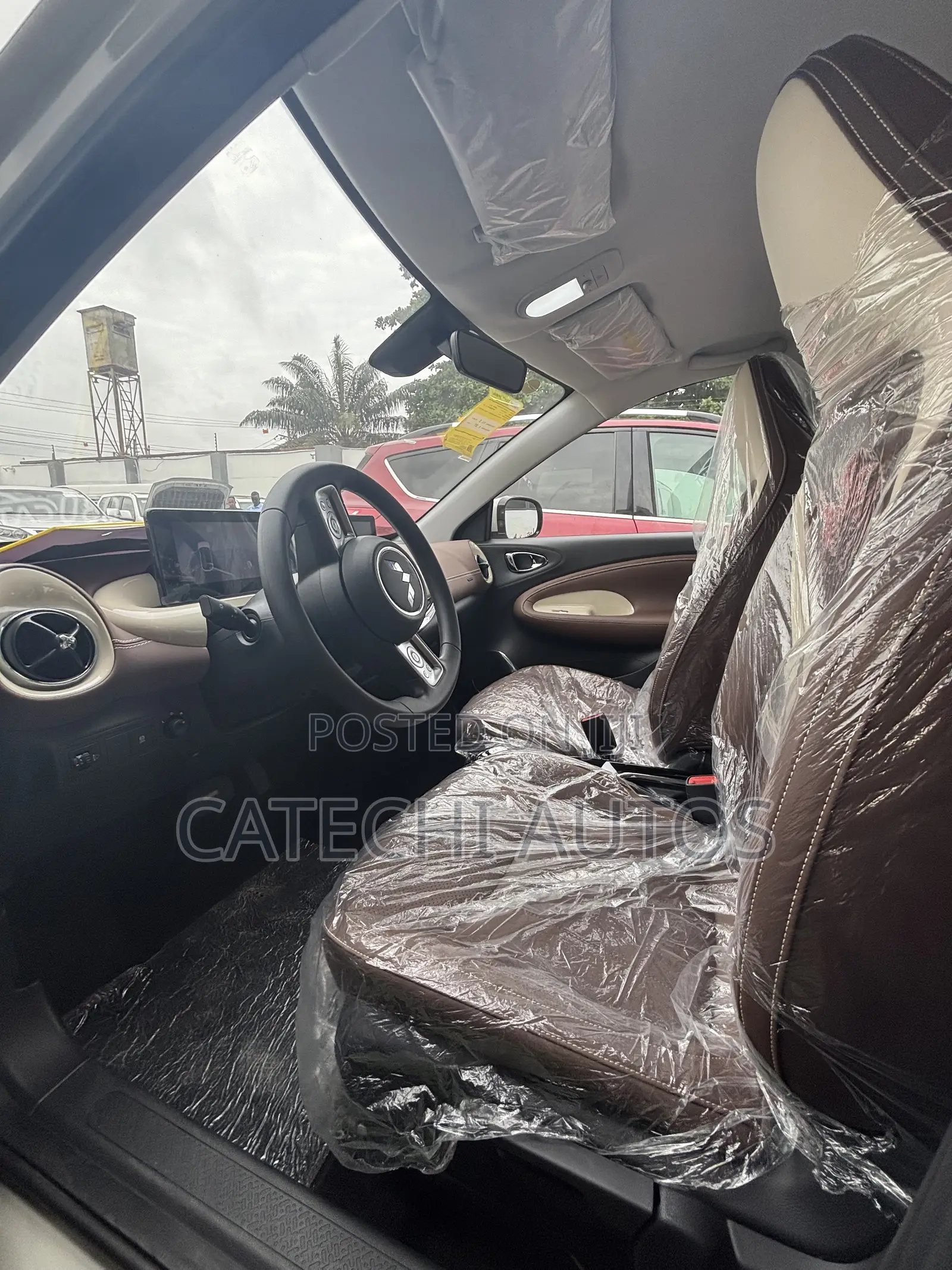 New Wuling Hongguang Mini EV 2024 Ivory