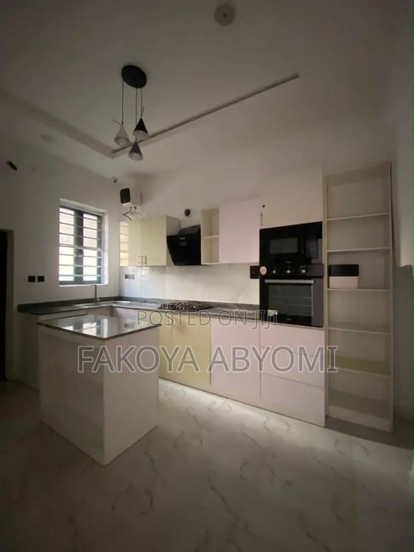 4bdrm Duplex in Orchid, Lekki Phase 2 for rent