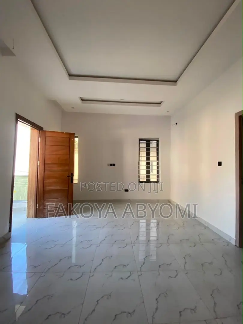4bdrm Duplex in Orchid, Lekki Phase 2 for rent