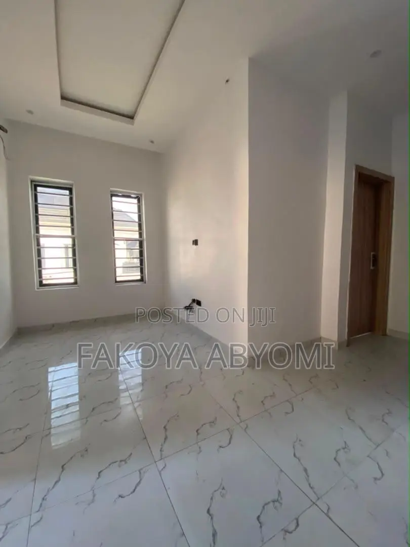 4bdrm Duplex in Orchid, Lekki Phase 2 for rent
