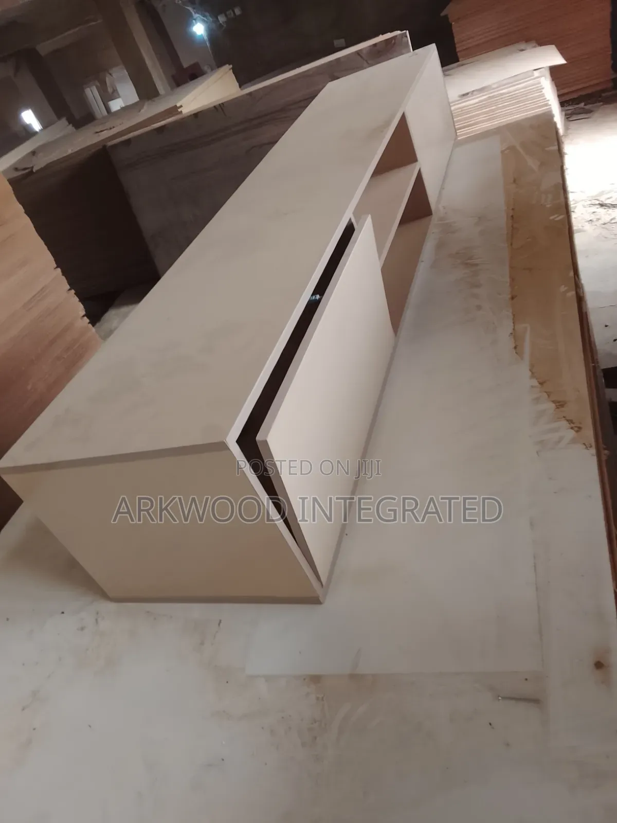 Wall Mount TV Cabinet/Stand 2mitre