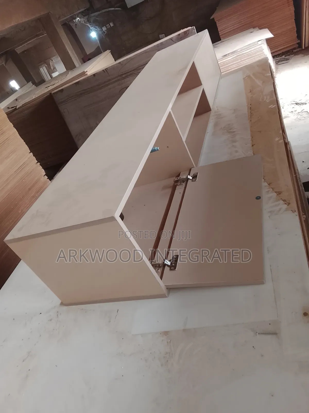 Wall Mount TV Cabinet/Stand 2mitre