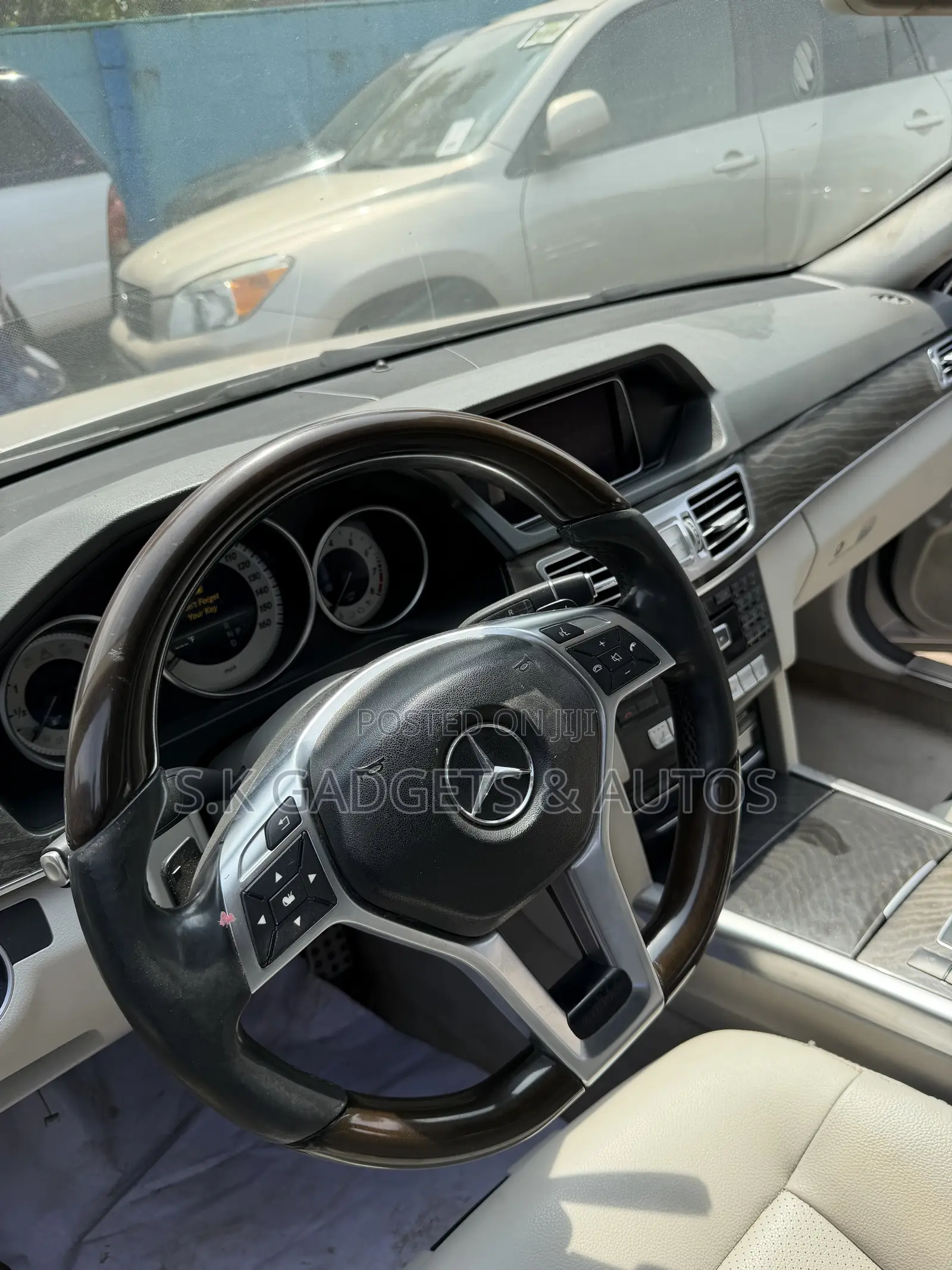 Mercedes-Benz E350 2015 Silver