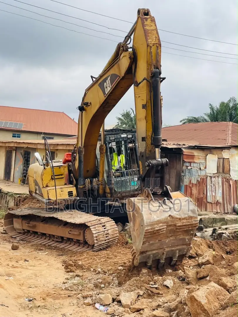 Excavator Available for Hire Rent and Lease