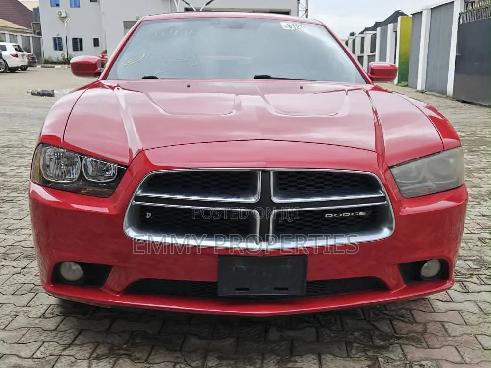 Dodge Charger 2012 Maroon
