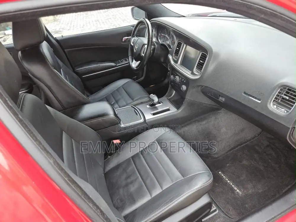 Dodge Charger 2012 Maroon