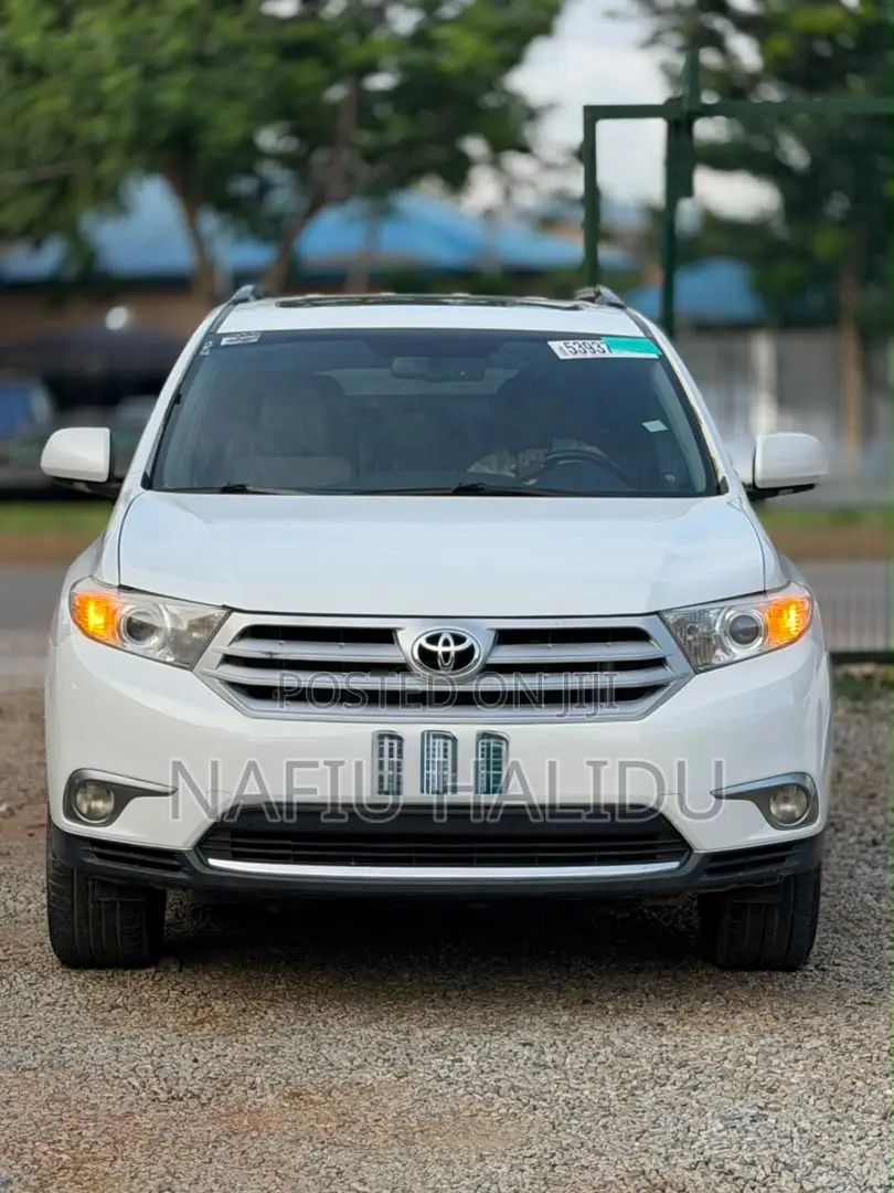 Toyota Highlander 2013 White