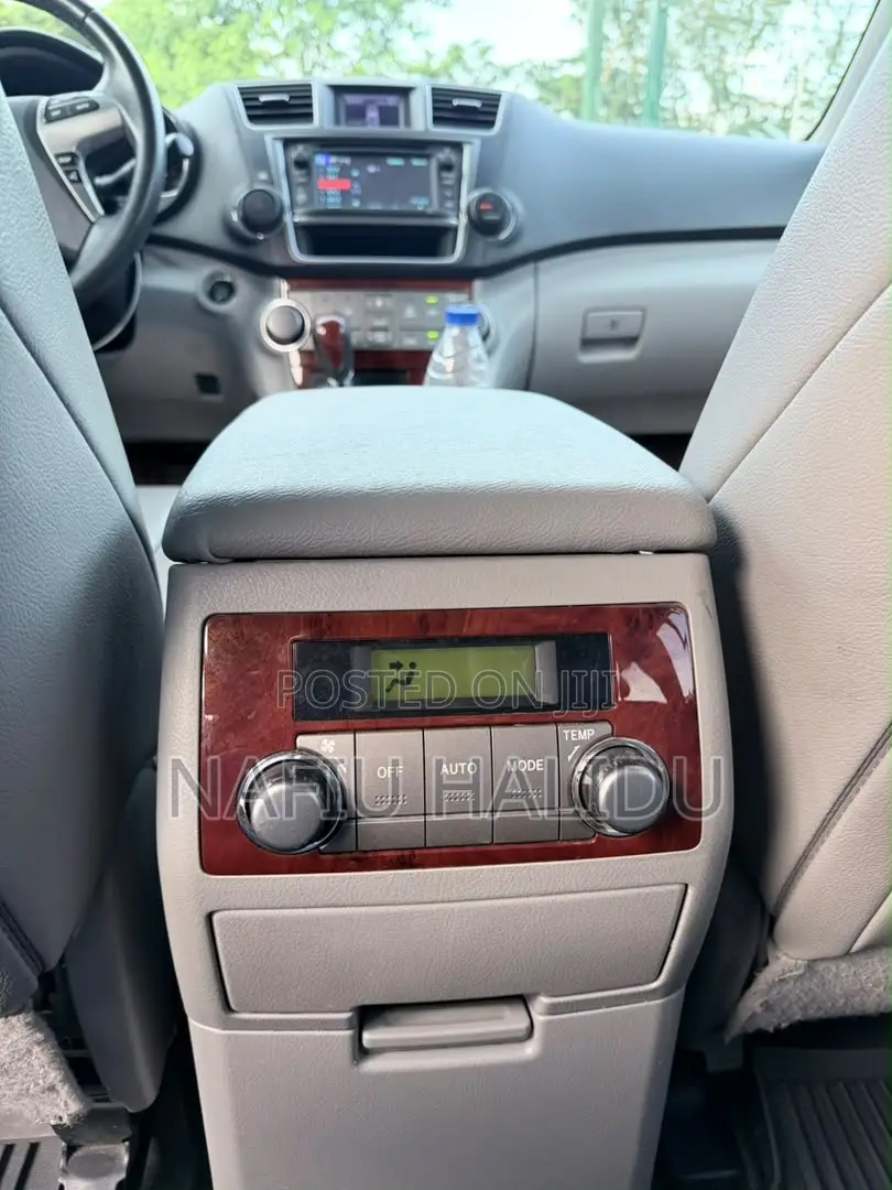 Toyota Highlander 2013 White