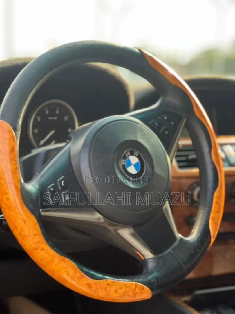 BMW M6 Convertible 2007 Yellow