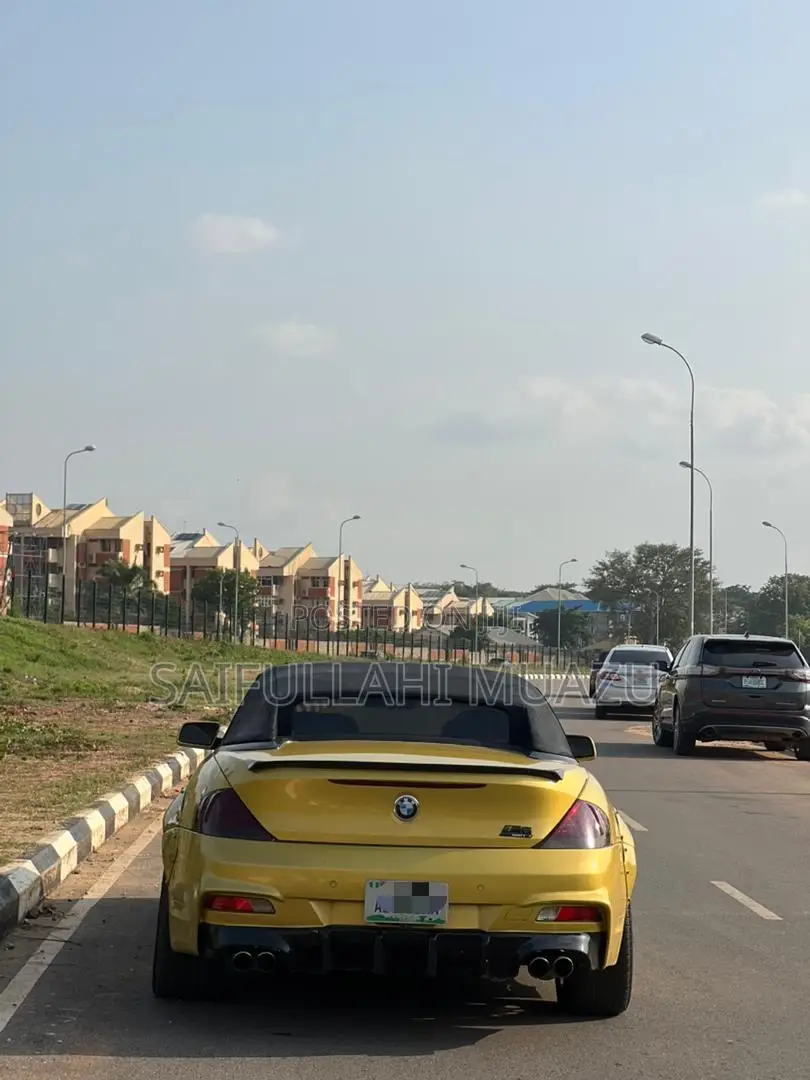 BMW M6 Convertible 2007 Yellow