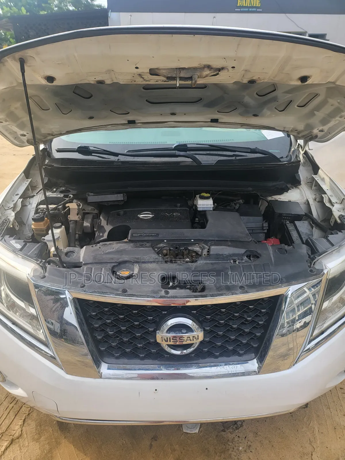 Nissan Pathfinder 2016 White