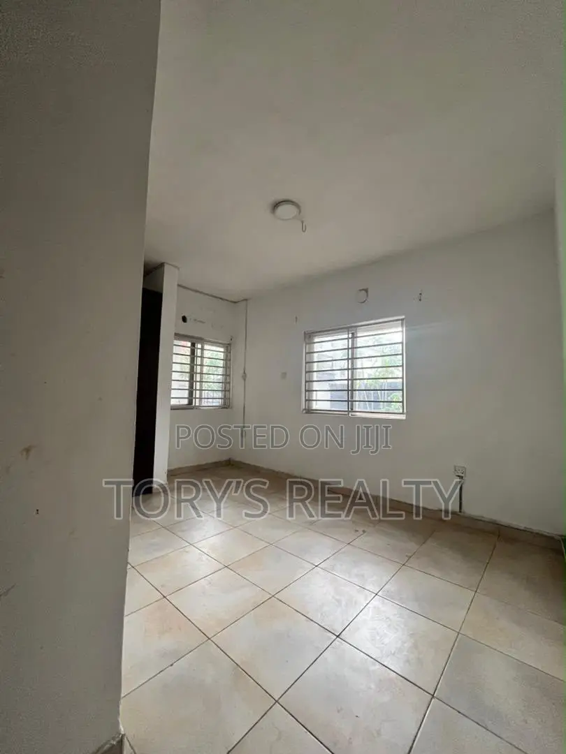 4bdrm Duplex in Awolowo Road for rent