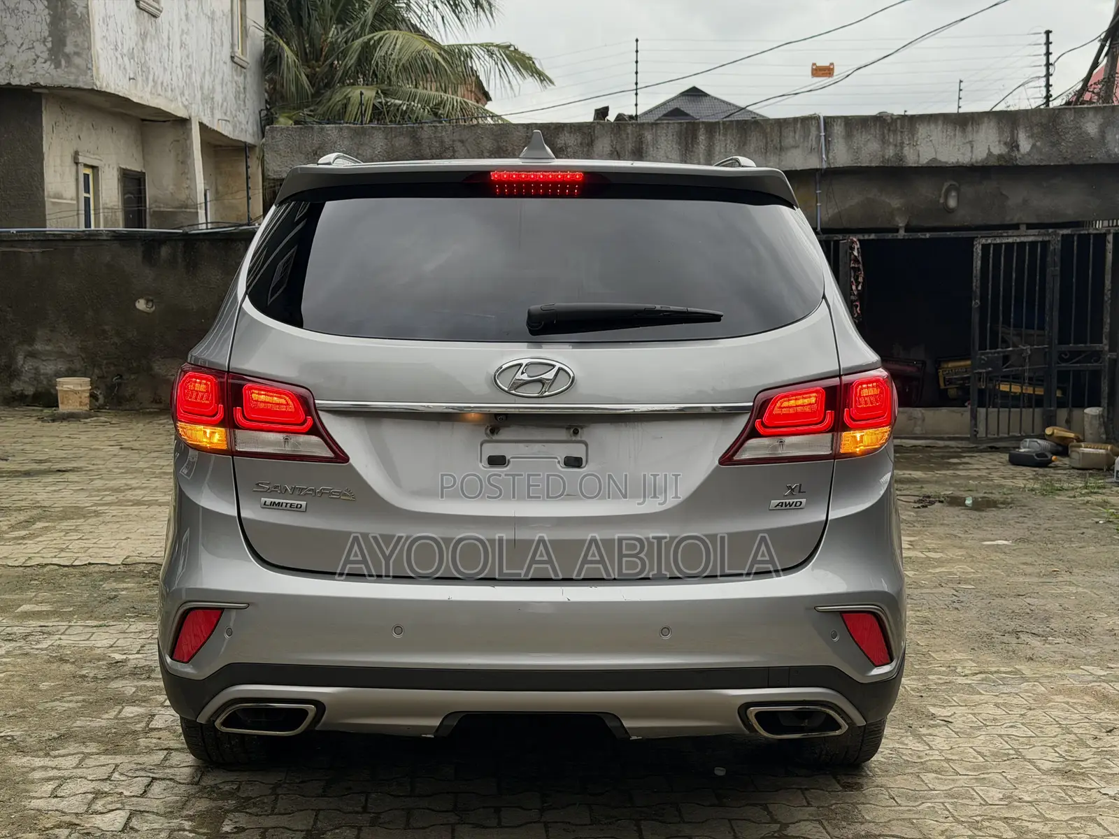 Hyundai Santa Fe Limited AWD 2017 Silver