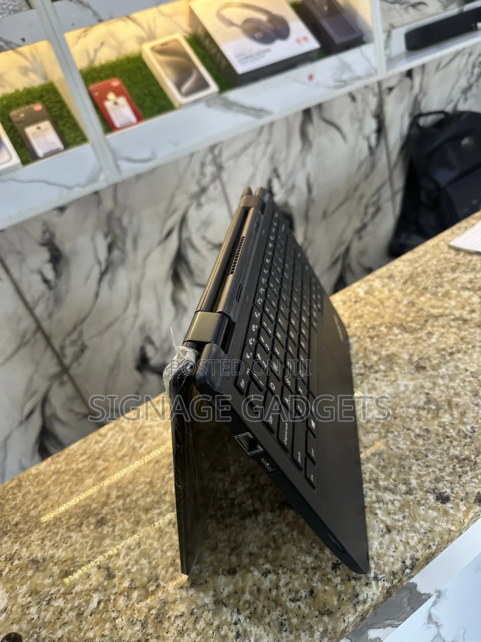 Laptop Lenovo ThinkPad Yoga 4GB Intel Pentium SSD 128GB