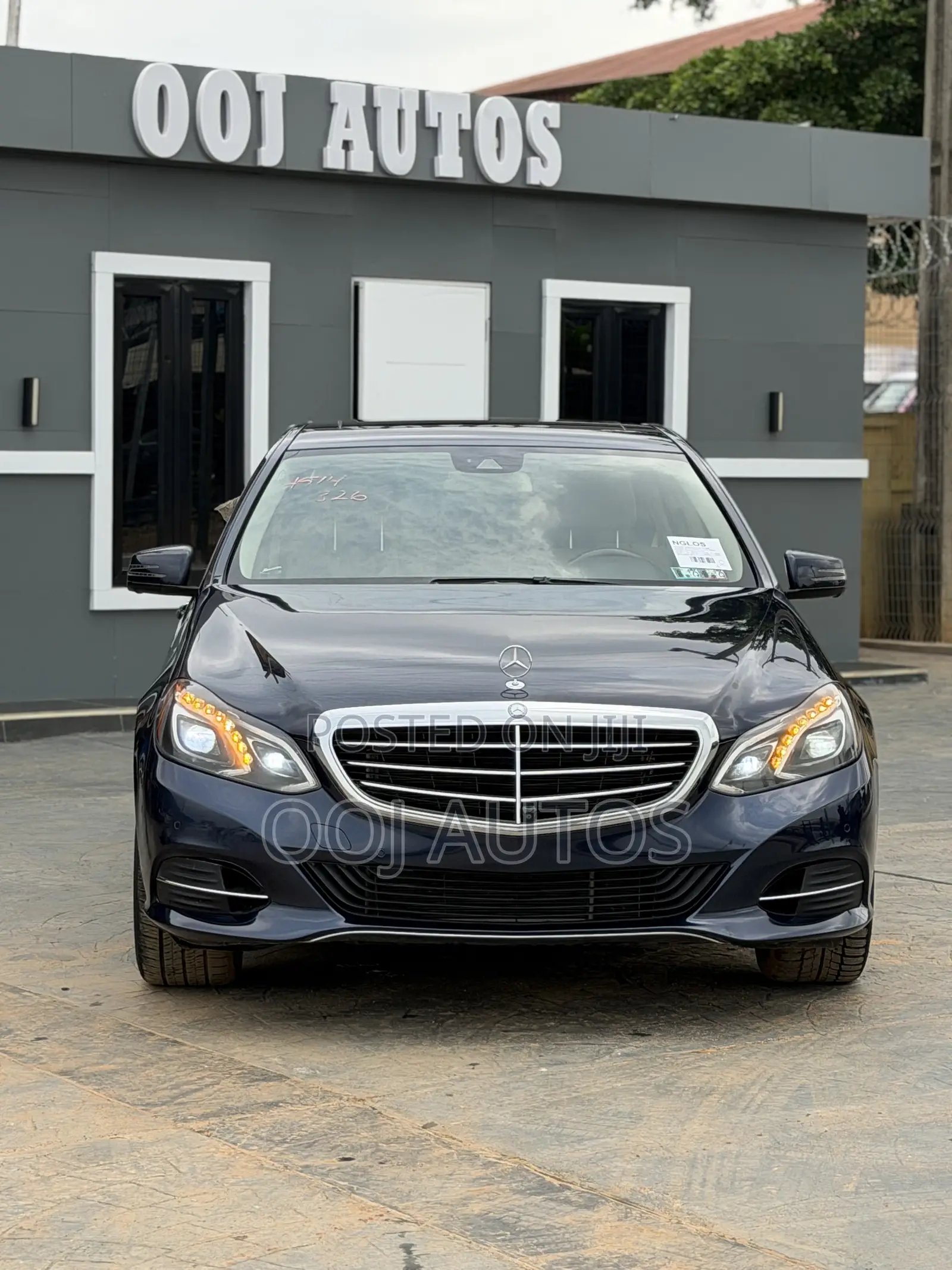 Mercedes-Benz E350 2014 Blue
