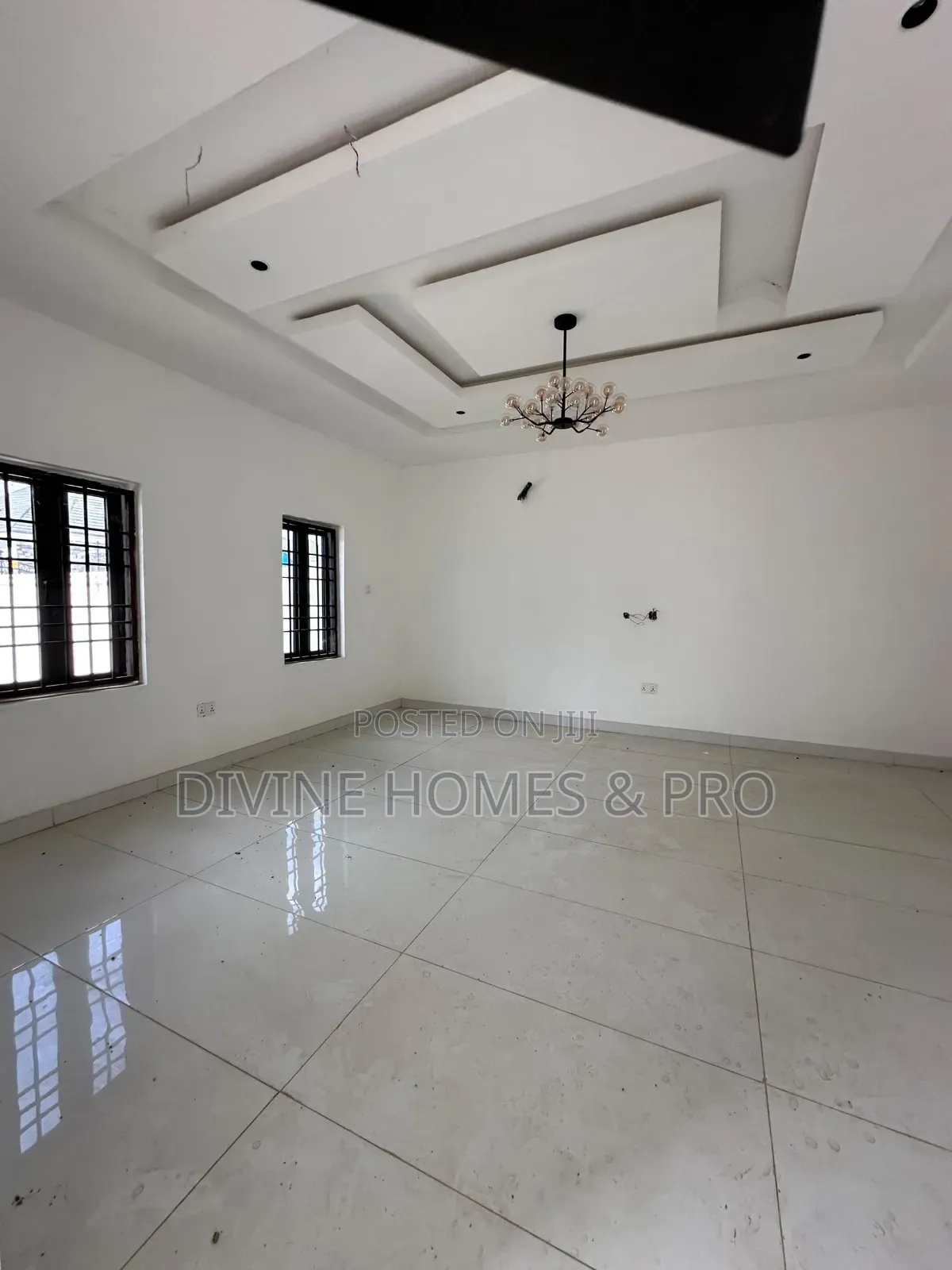 4bdrm Duplex in Gwarinpa for sale