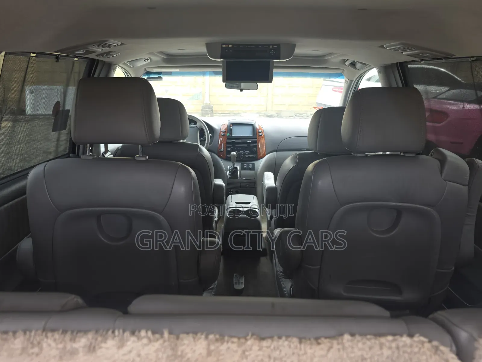Toyota Sienna XLE 2008 White