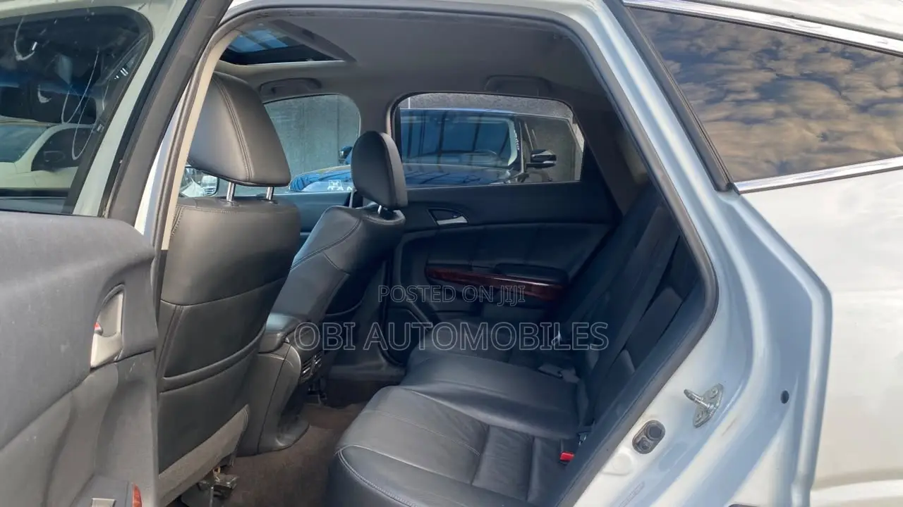 Honda Accord Crosstour 2012 White