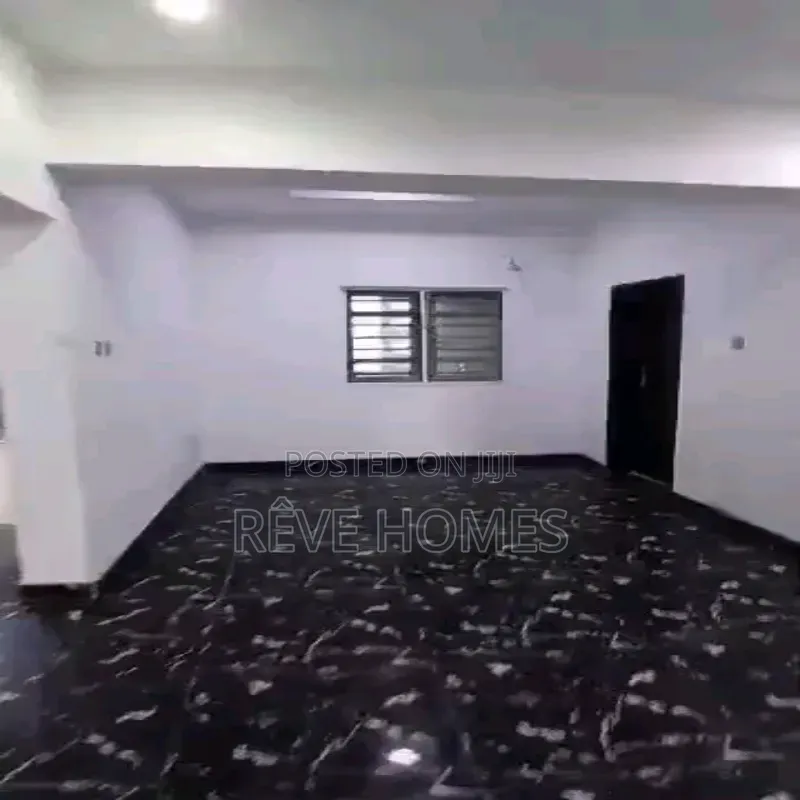 2bdrm Block of Flats in Shomolu / Shomolu for rent