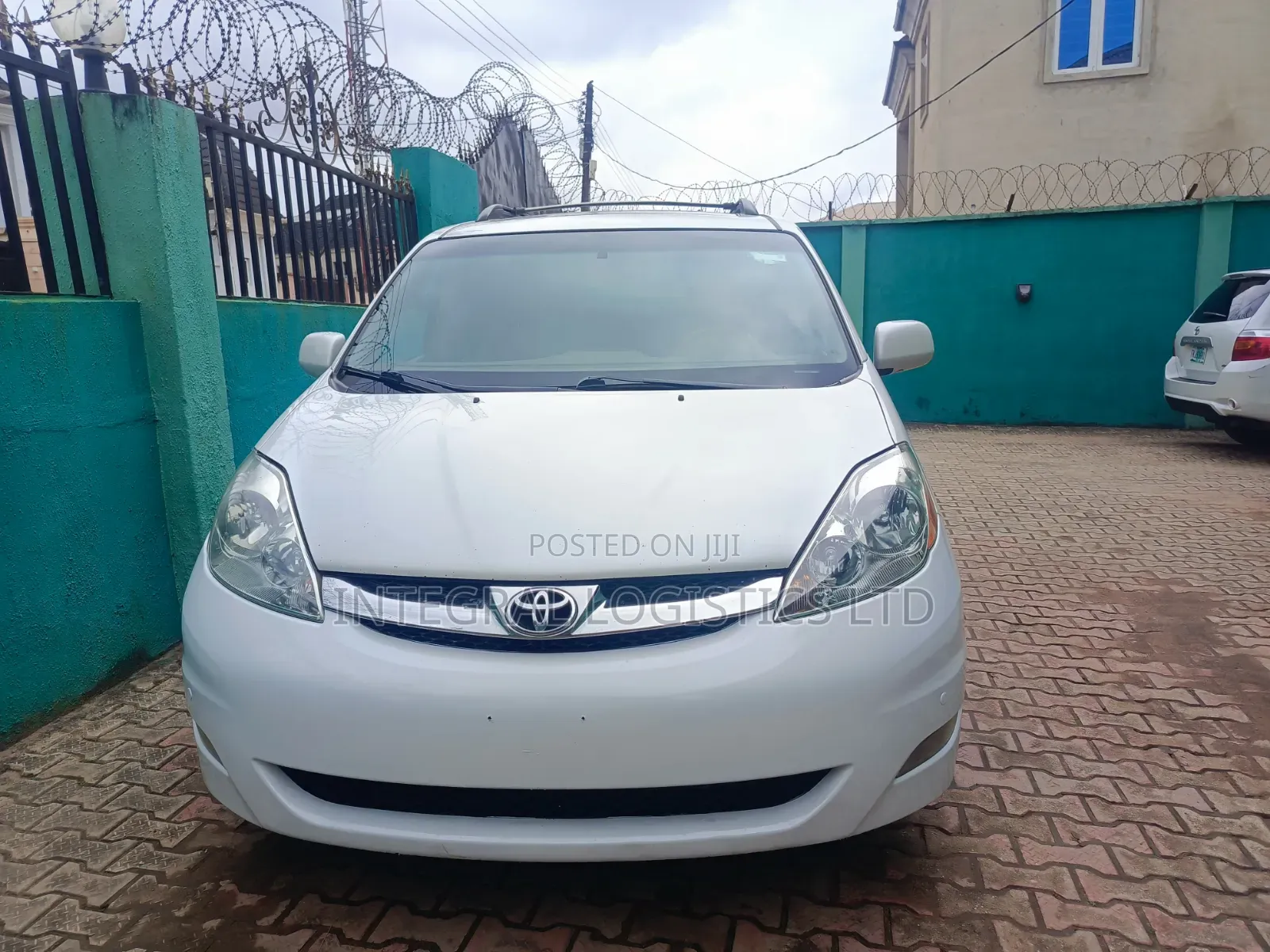 Toyota Sienna 2006 White