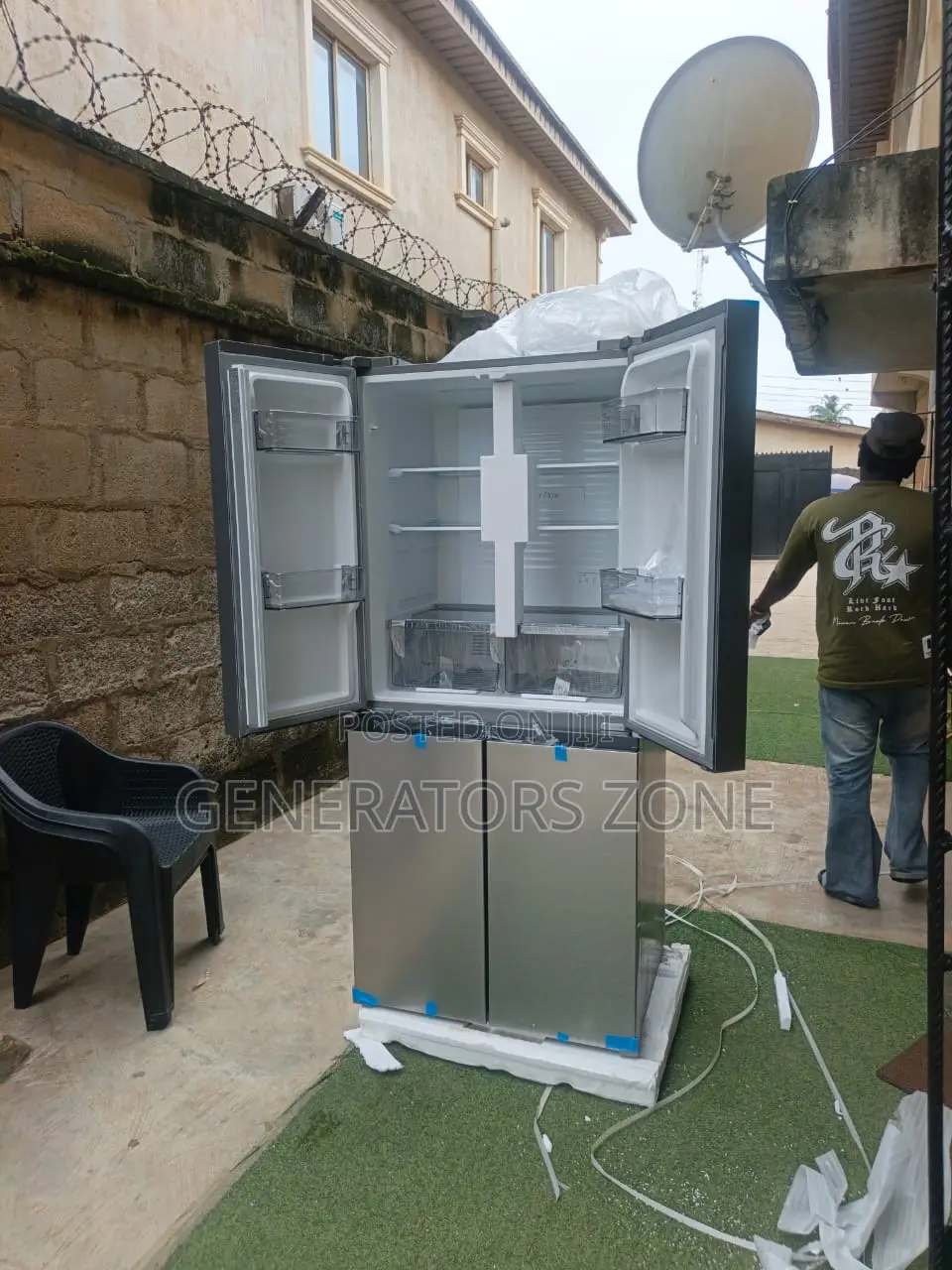 Hisense 427L Inverter Refrigerator With Four Star Freezer Design